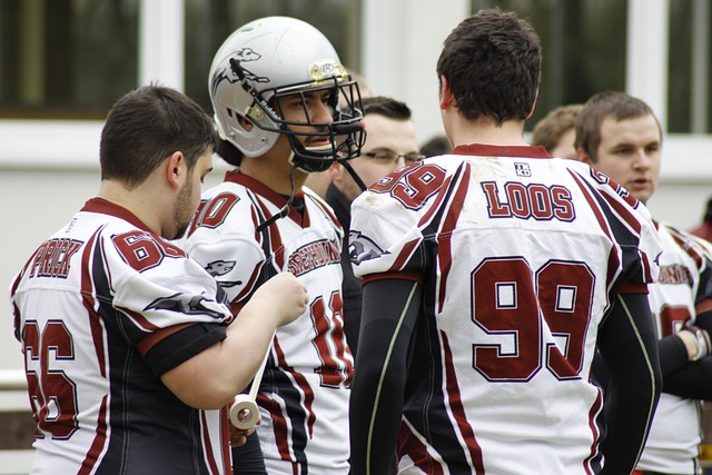 波爾圖官宣：佩佩接受左前臂尺骨愈合手術、現進入恢復期.