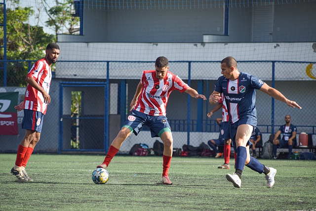 两队之间的 两队之间的